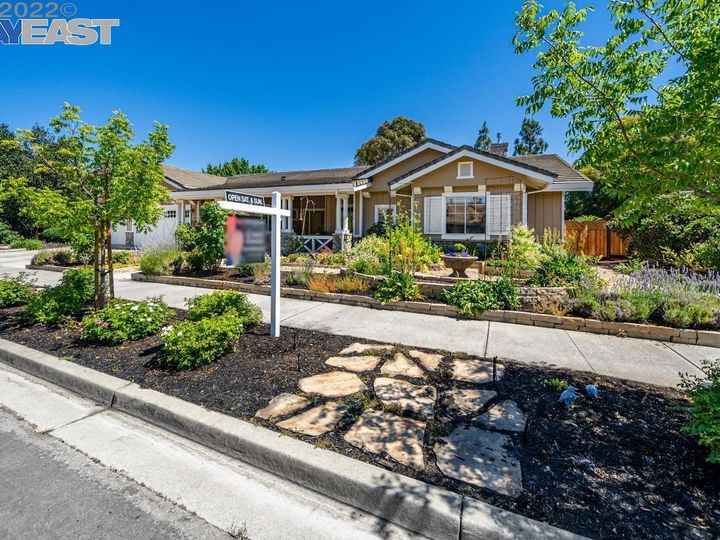 2571 Merlot Ln, Livermore, CA | Tapestry. Photo 4 of 46