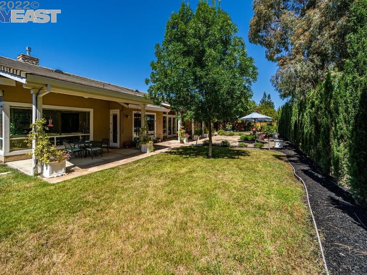 2571 Merlot Ln, Livermore, CA | Tapestry. Photo 37 of 46