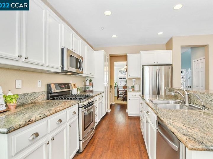 2610 Intrigue Ln, Brentwood, CA | Rose Garden. Photo 17 of 47