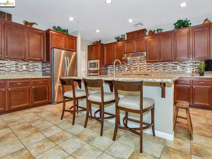 2625 Brookshire St, Brentwood, CA | Brentwood. Photo 13 of 39