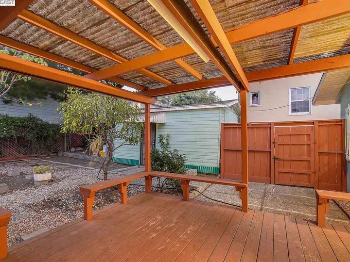 2634 Logan St, Oakland, CA | Foothill. Photo 35 of 39