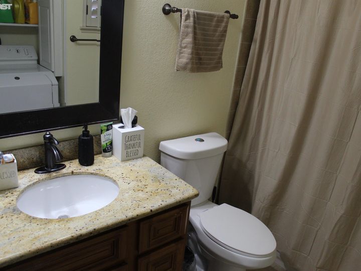 2640 Teal Ln, Union City, CA, 94587 Townhouse. Photo 21 of 32