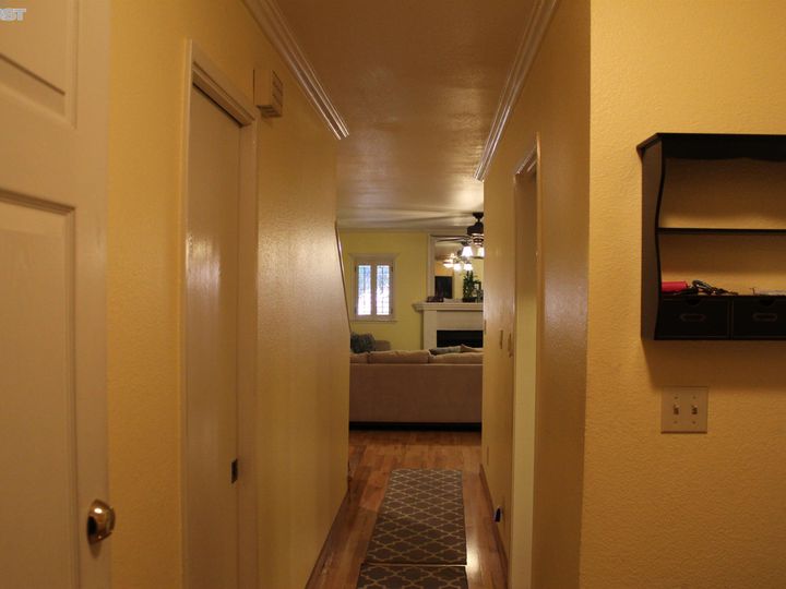2640 Teal Ln, Union City, CA, 94587 Townhouse. Photo 10 of 32