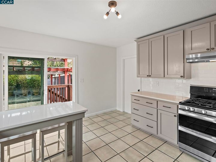 2660 108th Ave, Oakland, CA | . Photo 14 of 32