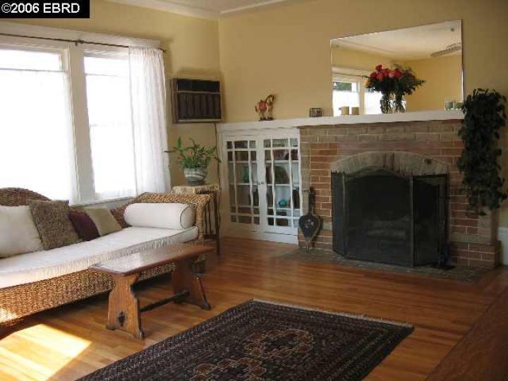 270 Stoakes Ave, San Leandro, CA | Better Manor. Photo 3 of 9