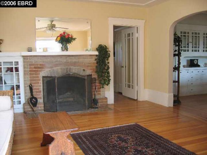 270 Stoakes Ave, San Leandro, CA | Better Manor. Photo 4 of 9
