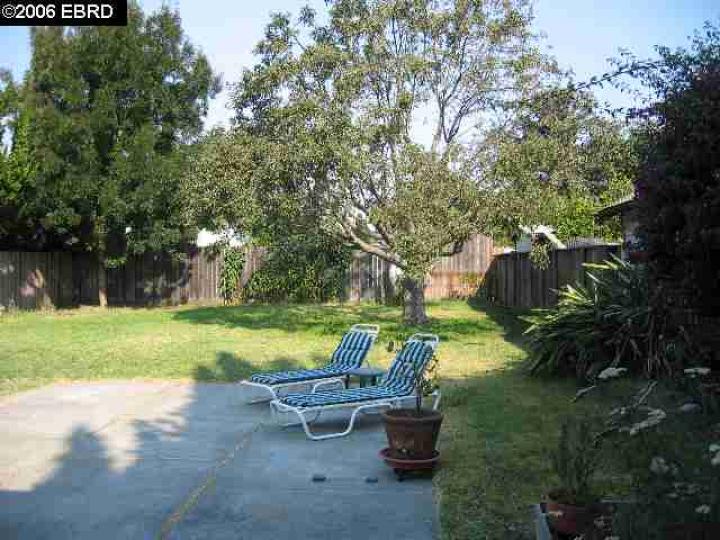 270 Stoakes Ave, San Leandro, CA | Better Manor. Photo 9 of 9