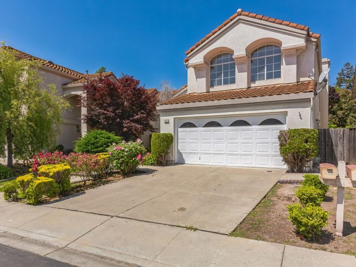 277 Edgewater Dr, Milpitas, CA | . Photo 3 of 37