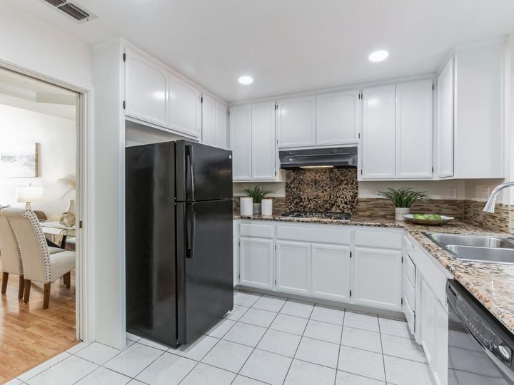 277 Edgewater Dr, Milpitas, CA | . Photo 10 of 37