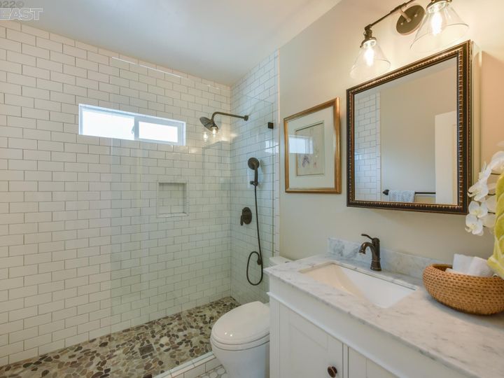 285 Stoakes Ave, San Leandro, CA | Best Manor. Photo 11 of 40