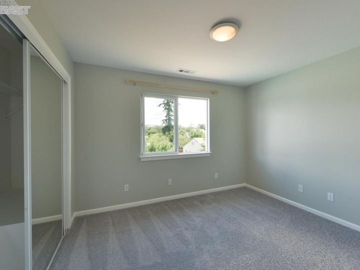 285 Stoakes Ave, San Leandro, CA | Best Manor. Photo 30 of 40