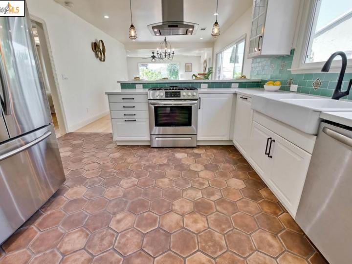 2921 57th Ave, Oakland, CA | Maxwell  Park. Photo 20 of 40