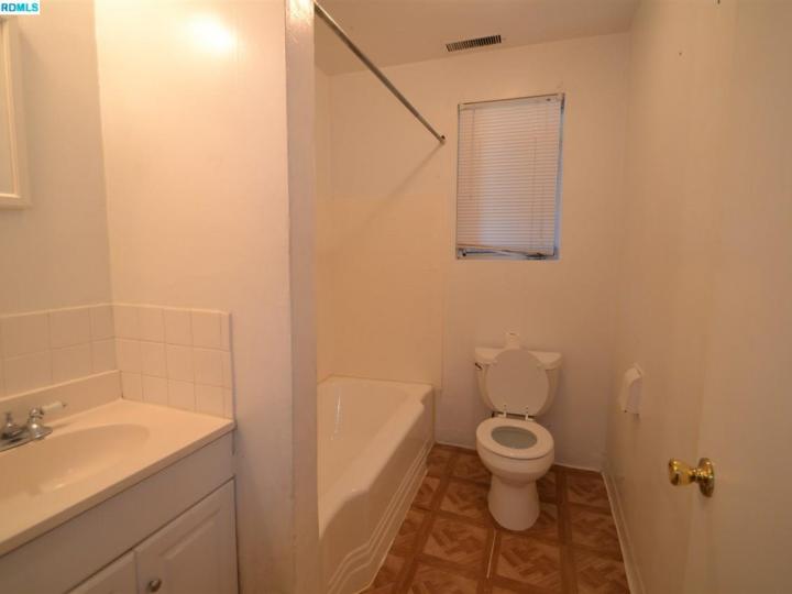 3001 Kelly St, Hayward, CA | Fairview Distric. Photo 12 of 17