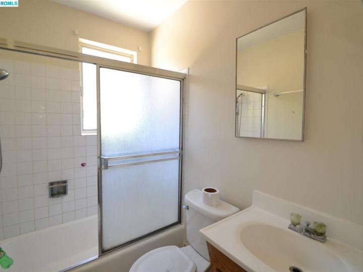 3001 Kelly St, Hayward, CA | Fairview Distric. Photo 6 of 17