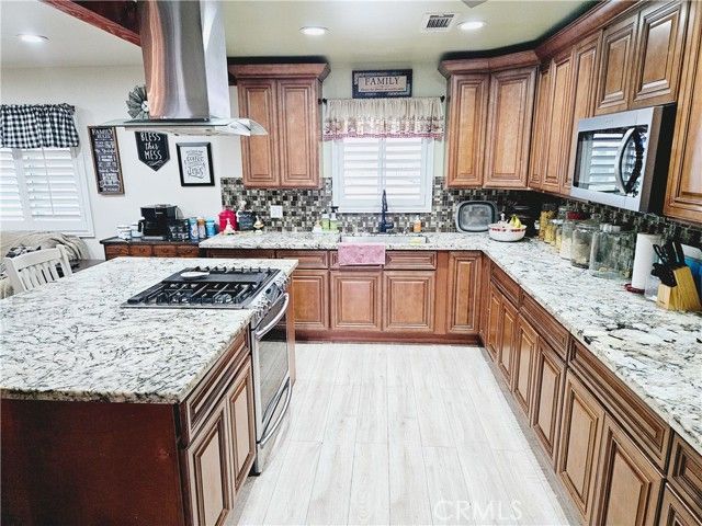 3217 Haley St, Bakersfield, CA | . Photo 23 of 60