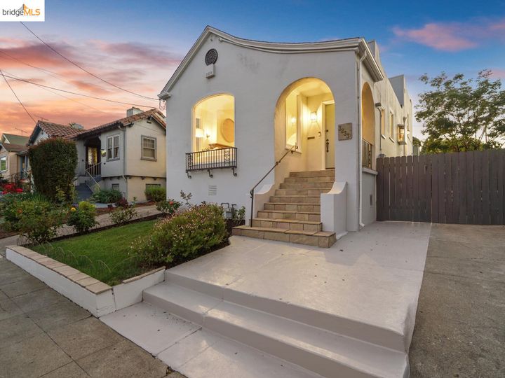 3233 Ardley Ave, Oakland, CA | Lower Glenview. Photo 1 of 51