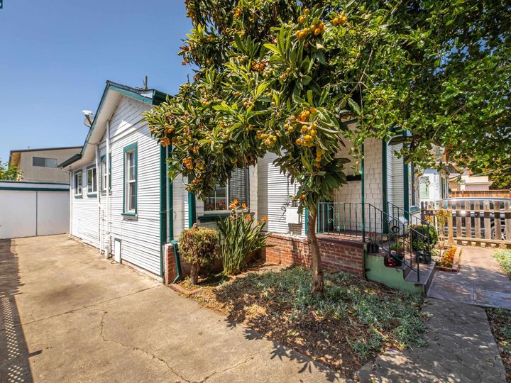 3319 66th Ave, Oakland, CA | Millsmont Area. Photo 1 of 22