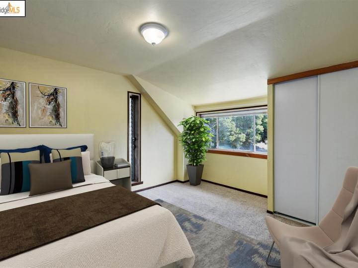 3325 Coolidge Ave, Oakland, CA | Dimond. Photo 10 of 15