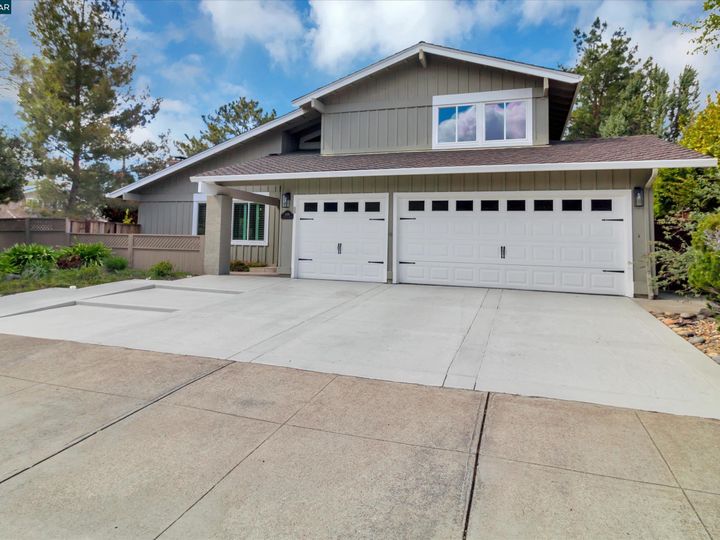 3486 Canfield Dr, Danville, CA | Crow Canyon Ests. Photo 3 of 53