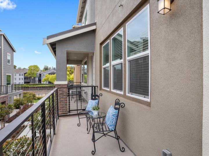 364 Charles Morris Ter, Sunnyvale, CA, 94085 Townhouse. Photo 21 of 22