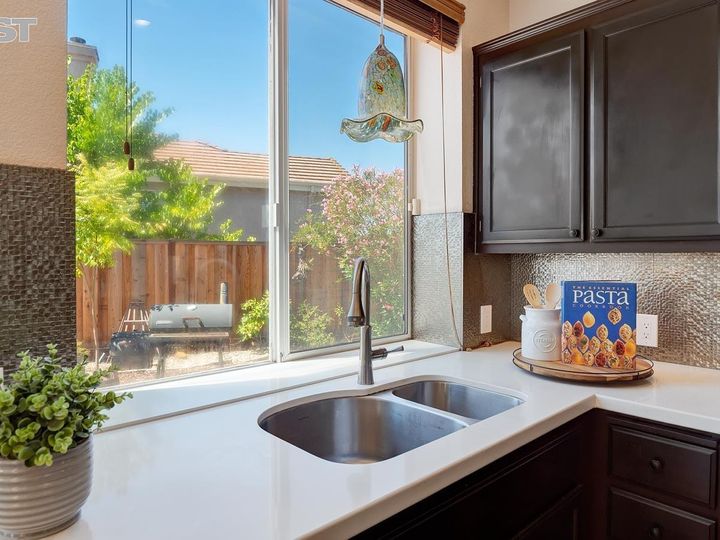 3709 Boulder Canyon Dr, Castro Valley, CA | 5 Canyons. Photo 13 of 52