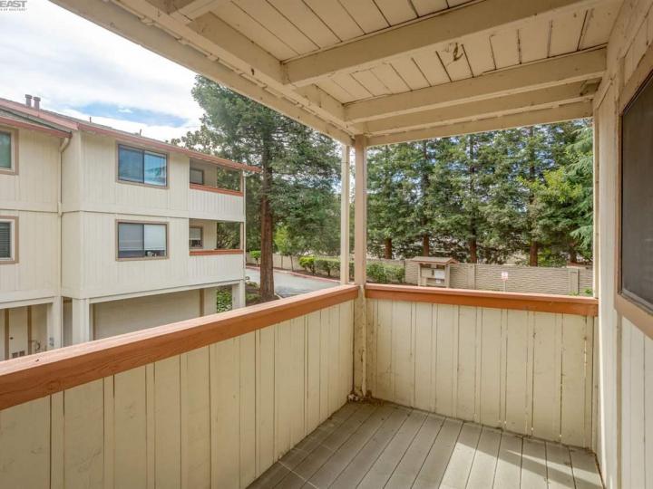 38320 Redwood Ter, Fremont, CA, 94536 Townhouse. Photo 13 of 29
