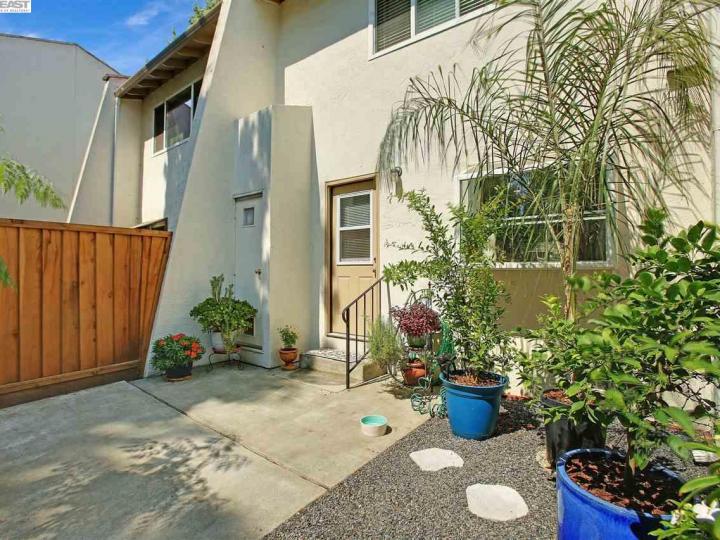 38646 Aurora Ter, Fremont, CA, 94536 Townhouse. Photo 28 of 34