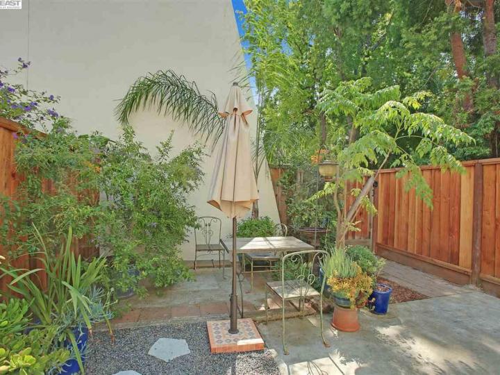 38646 Aurora Ter, Fremont, CA, 94536 Townhouse. Photo 31 of 34