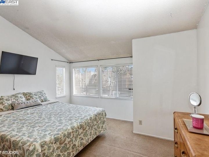 3901 Clayton Rd #49, Concord, CA, 94521 Townhouse. Photo 7 of 15