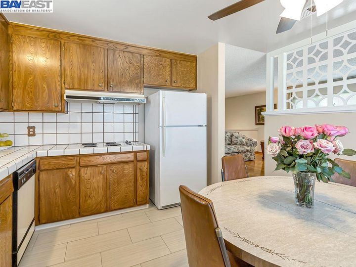3972 Jarvis Ave, San Jose, CA | Cambrian. Photo 11 of 33