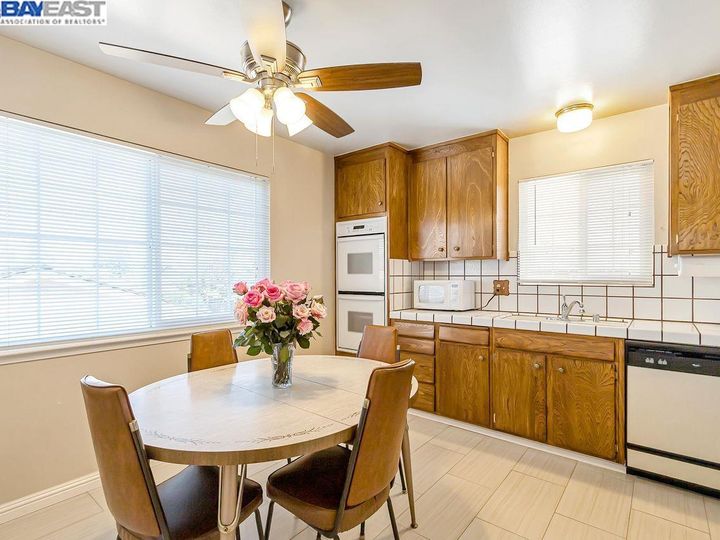 3972 Jarvis Ave, San Jose, CA | Cambrian. Photo 12 of 33