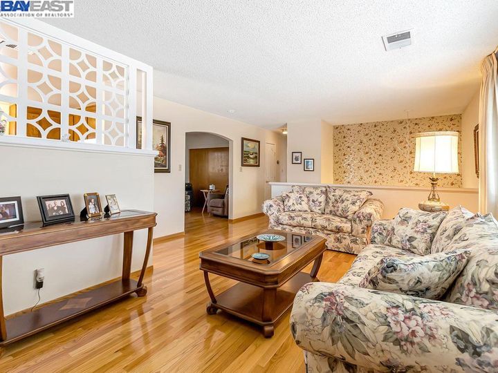 3972 Jarvis Ave, San Jose, CA | Cambrian. Photo 6 of 33