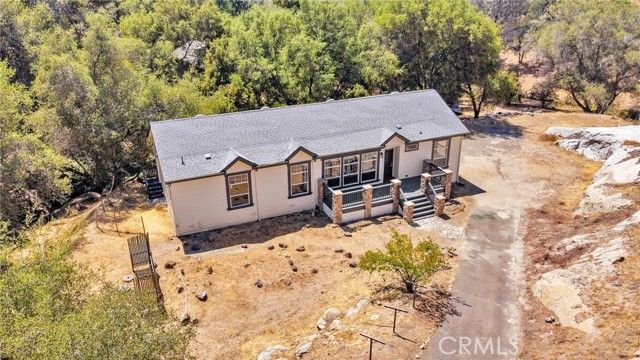 41391 Long Hollow Dr, Coarsegold, CA | . Photo 24 of 28