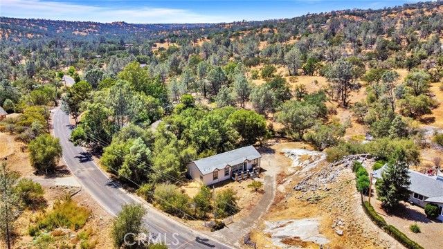 41391 Long Hollow Dr, Coarsegold, CA | . Photo 26 of 28