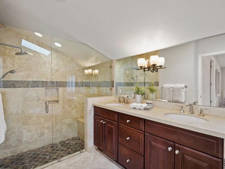 425 Hedgerow Ct, Mountain View, CA | . Photo 11 of 24