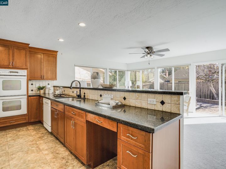 4415 Sweetbriar Ct, Concord, CA | The Crossings. Photo 13 of 33