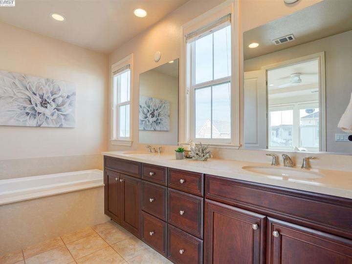 4451 Sunset View Dr, Dublin, CA | . Photo 26 of 38
