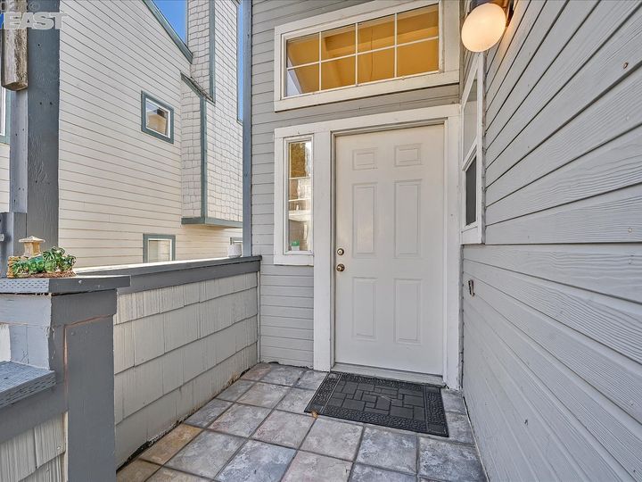 452 Norfolk Dr, Pacifica, CA | Palisades. Photo 21 of 42