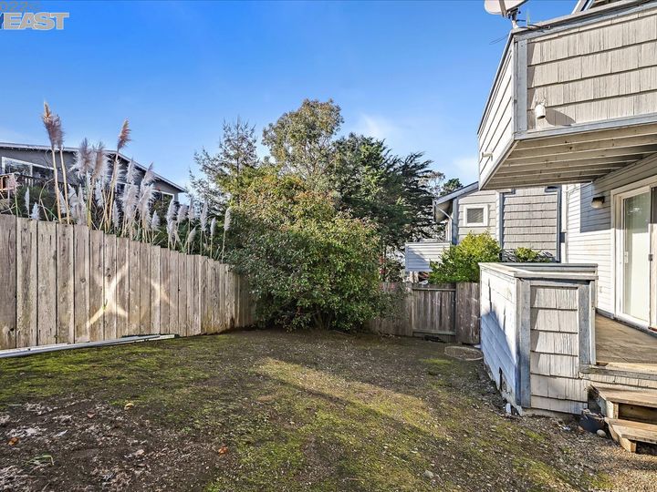 452 Norfolk Dr, Pacifica, CA | Palisades. Photo 39 of 42