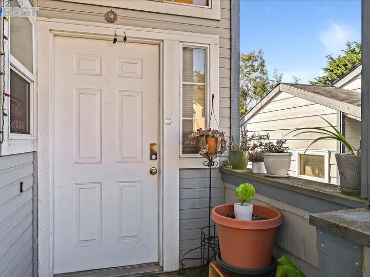 452 Norfolk Dr, Pacifica, CA | Palisades. Photo 5 of 42