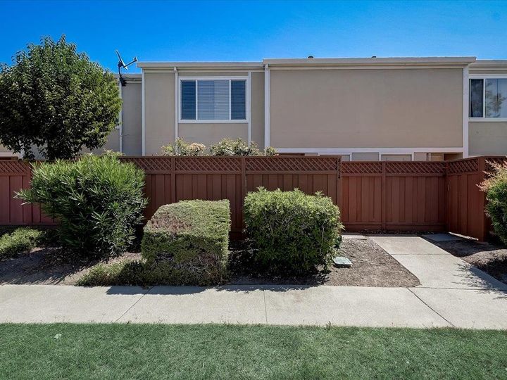 4554 Deerfield Ter, Fremont, CA, 94538 Townhouse. Photo 34 of 54
