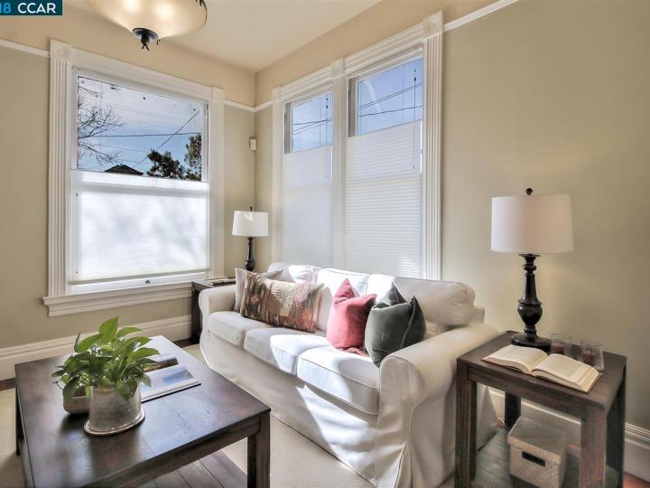 480 36th St, Oakland, CA | Lower Temescal. Photo 9 of 40