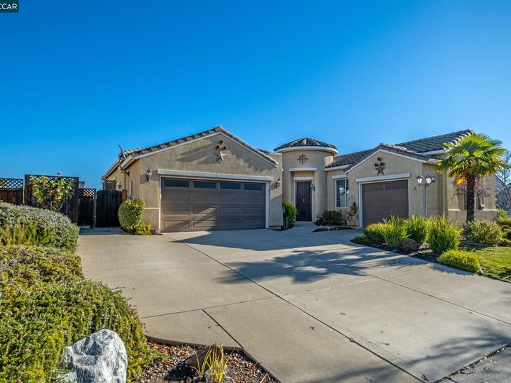 4883 Tipperary Way, Antioch, CA | Rivergate. Photo 1 of 37