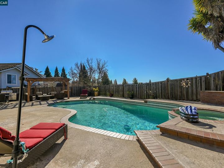 5085 Canyon Crest Dr, San Ramon, CA | Canyon Crest. Photo 29 of 34