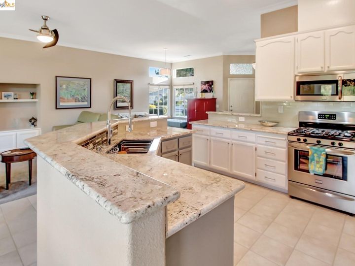 520 Central Park Pl, Brentwood, CA | Summerset. Photo 14 of 40
