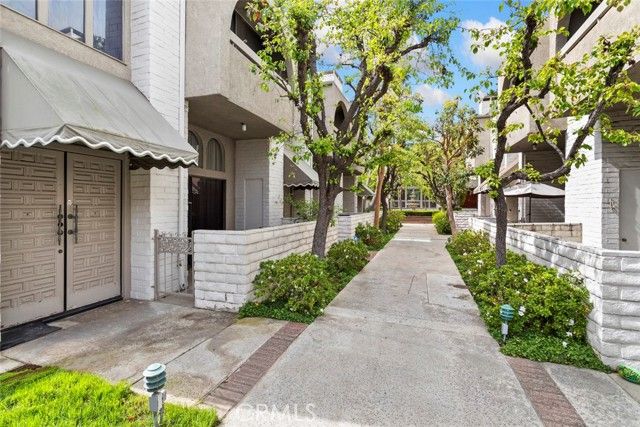 5305 White Oak Ave #D, Encino (los Angeles), CA, 91316 Townhouse. Photo 29 of 29
