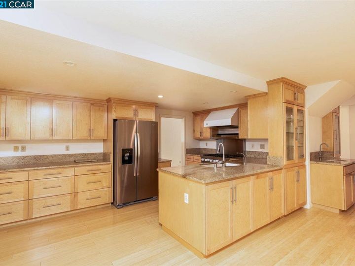 5326 Country View Dr, Richmond, CA | Carriage Hills S. Photo 10 of 35