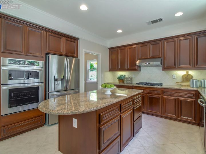 5330 Wildrose Ct, Concord, CA | Crystal Ranch. Photo 16 of 38