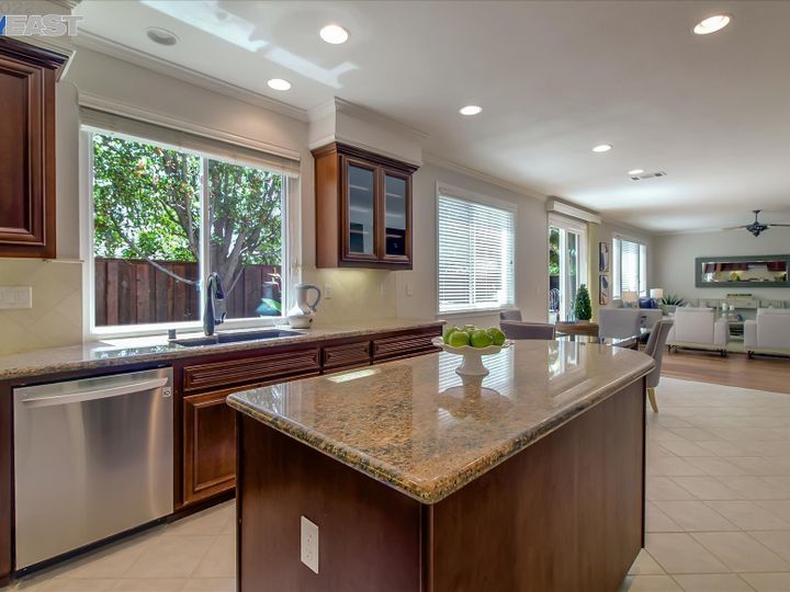 5330 Wildrose Ct, Concord, CA | Crystal Ranch. Photo 18 of 38