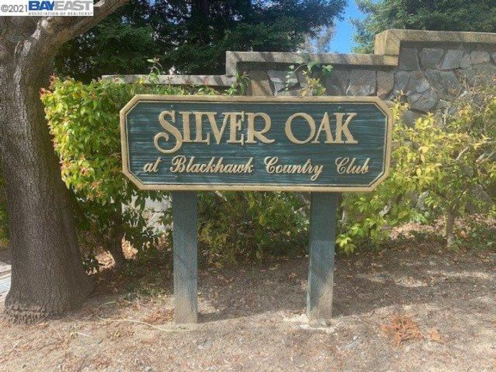 537 Silver Oak Ln, Danville, CA, 94506 Townhouse. Photo 27 of 28